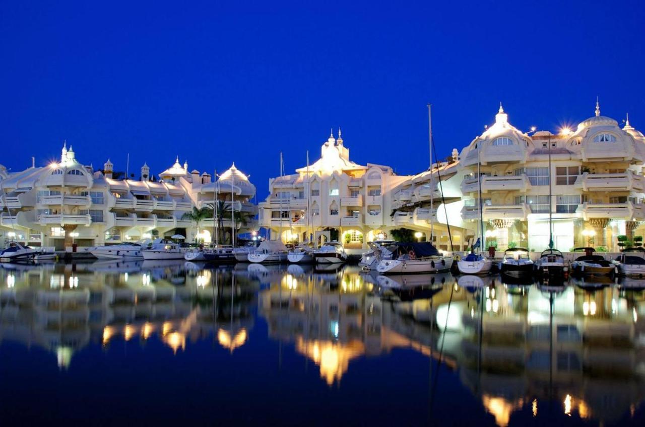 Benalbeach. 1º Linea De Playa. Benalmadena Luaran gambar